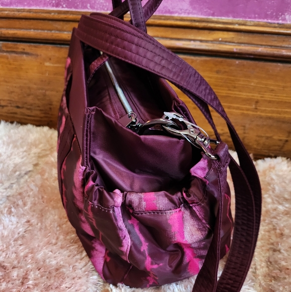 Lug Bag - Picture 7 of 15